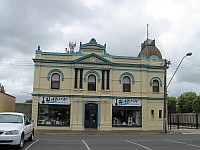 Vic - Sale - Old building (1879) (6 Feb 2010)